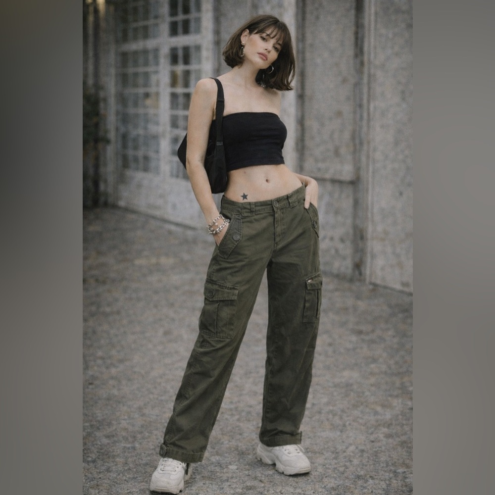 Tommy Hilfiger Olive Green Cargo Pants | Y2K Utility Chic Straight Leg | Size 7